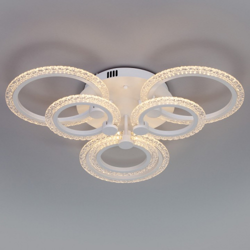 Потолочная люстра Eurosvet Wellen 90226/6 белый. Фото №1