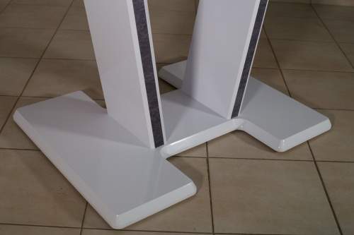 Стол обеденный  цвет каркаса белый глянец, цвет столешницы керамогранит серый лофт. Фото №3