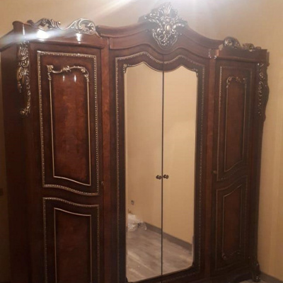 Шкаф 4-ств Джоконда корень дуба глянец. Фото №3